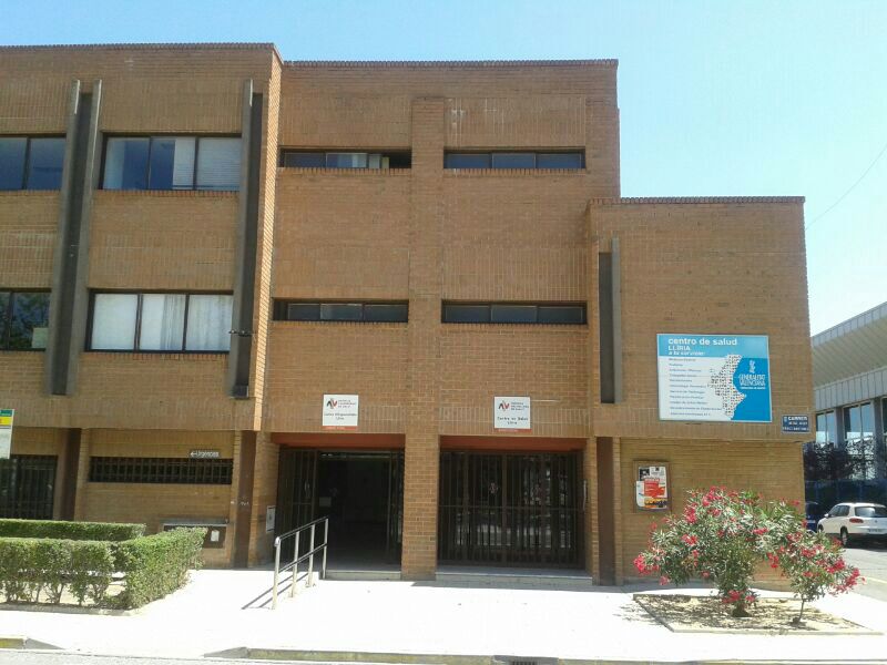 Edificio del centro de especialidades de Liria